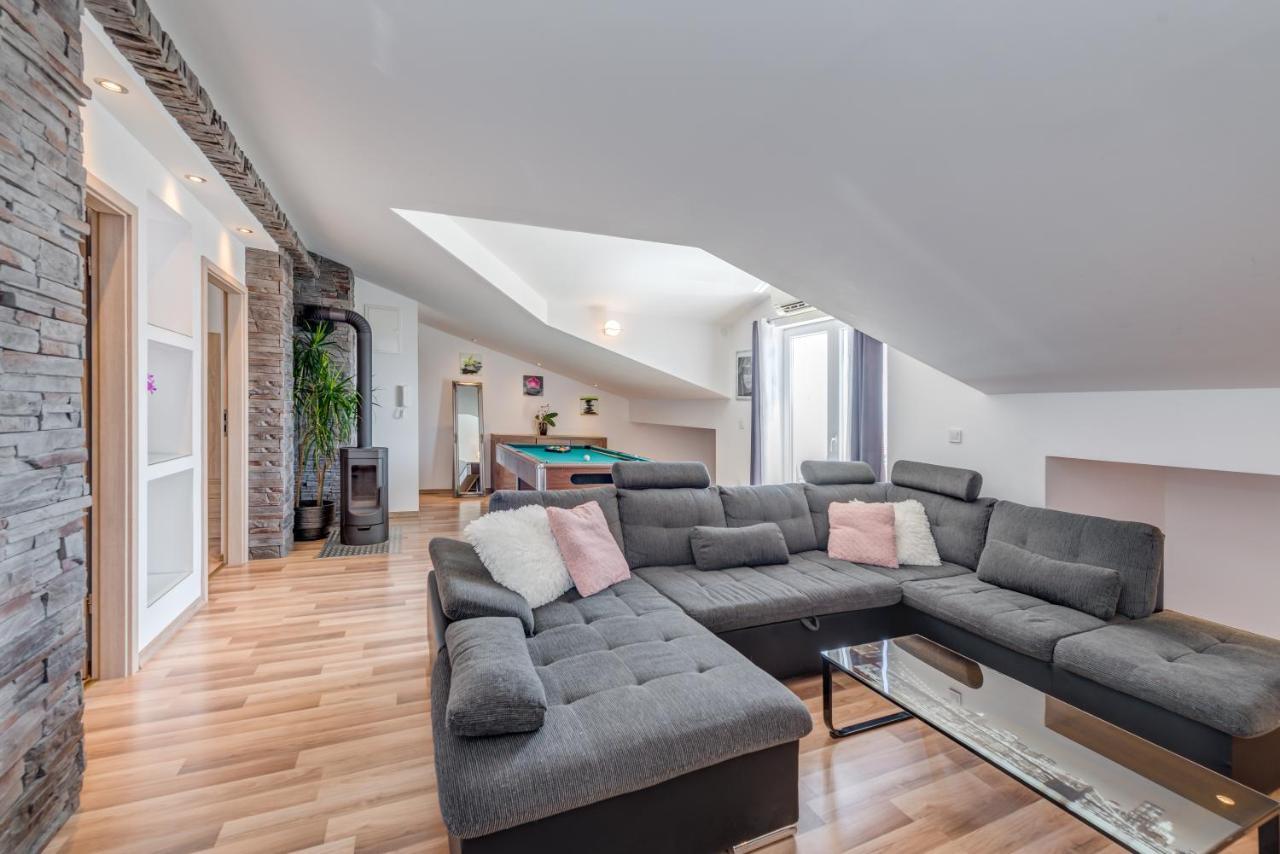 Summer Orchid - Spacious Duplex By The Beach & Ps5 Стобреч Екстер'єр фото